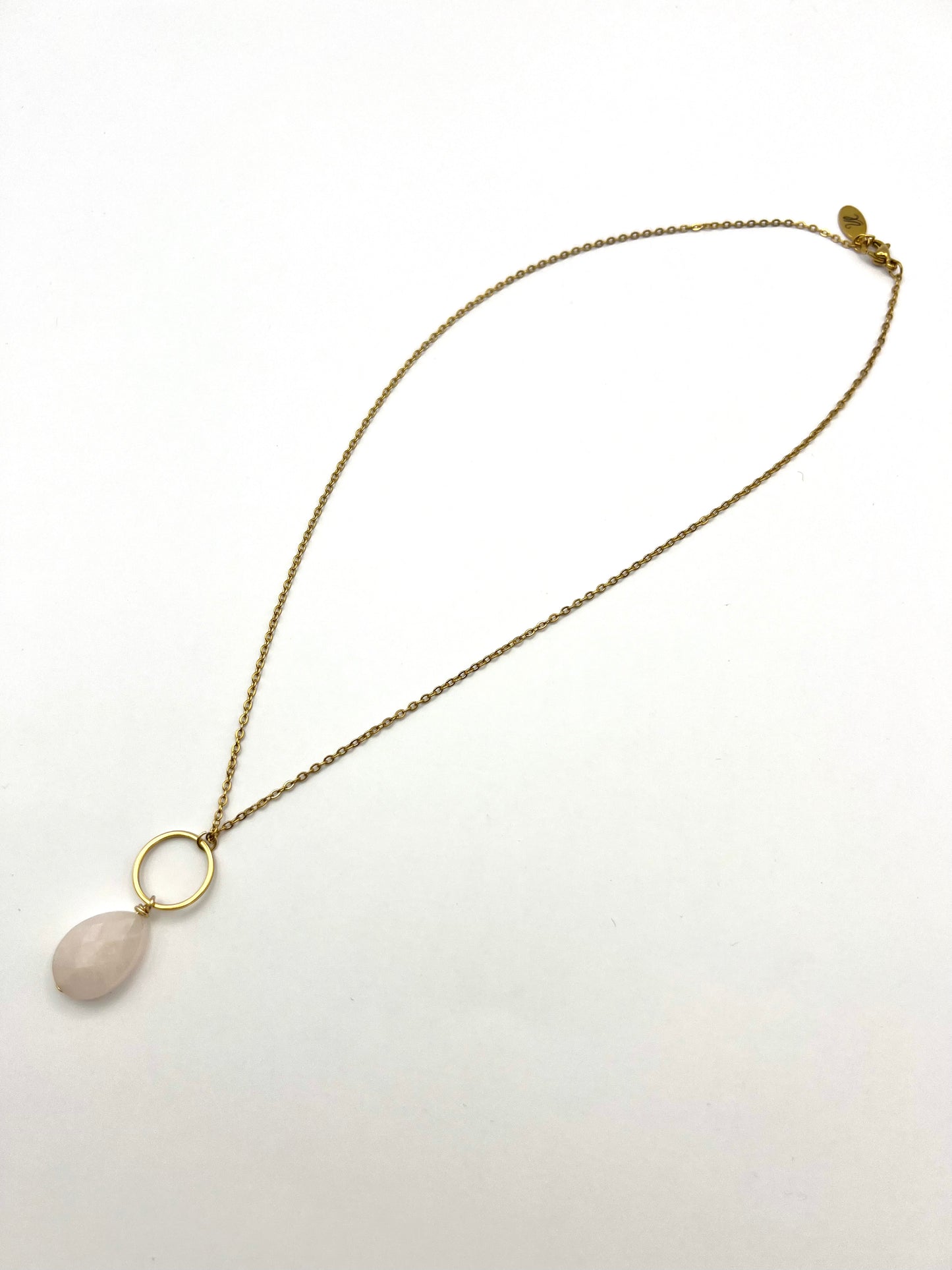 Fine Necklace with Rose Quartz