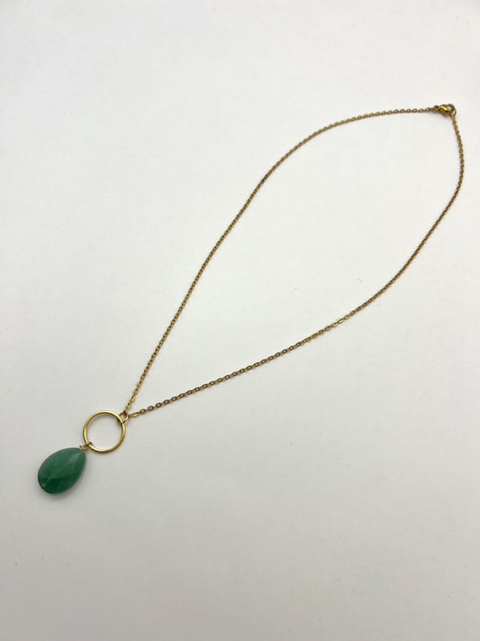 Fine Necklace with Green Aventurine